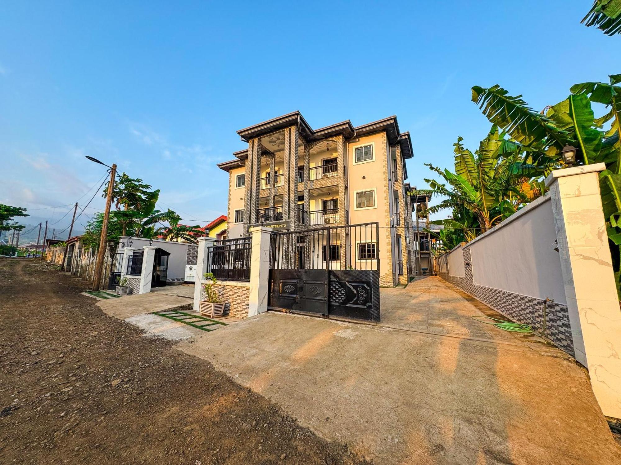 Novel Apartments ลิมเบ ภายนอก รูปภาพ