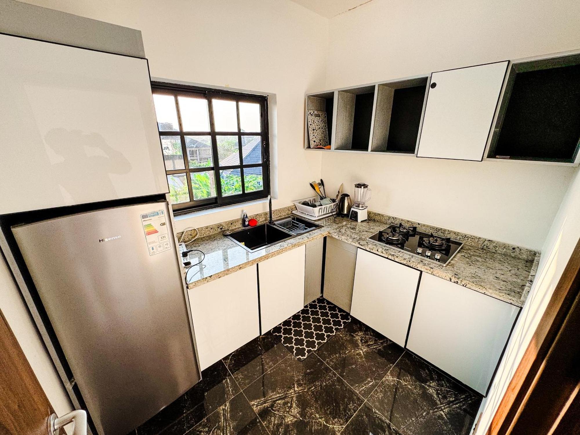 Novel Apartments ลิมเบ ภายนอก รูปภาพ